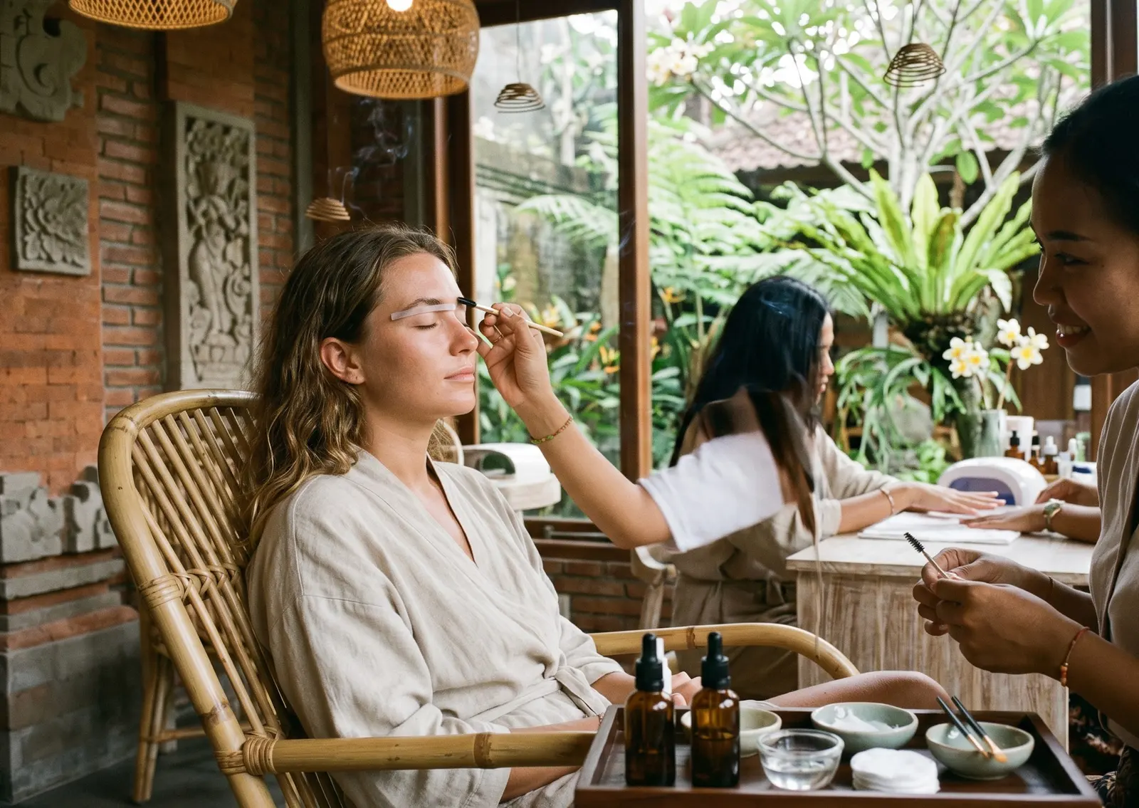 Lash Lifts, Brow Lams & Keratin Blowouts: The Bali Beauty Services That Last the Whole Holiday